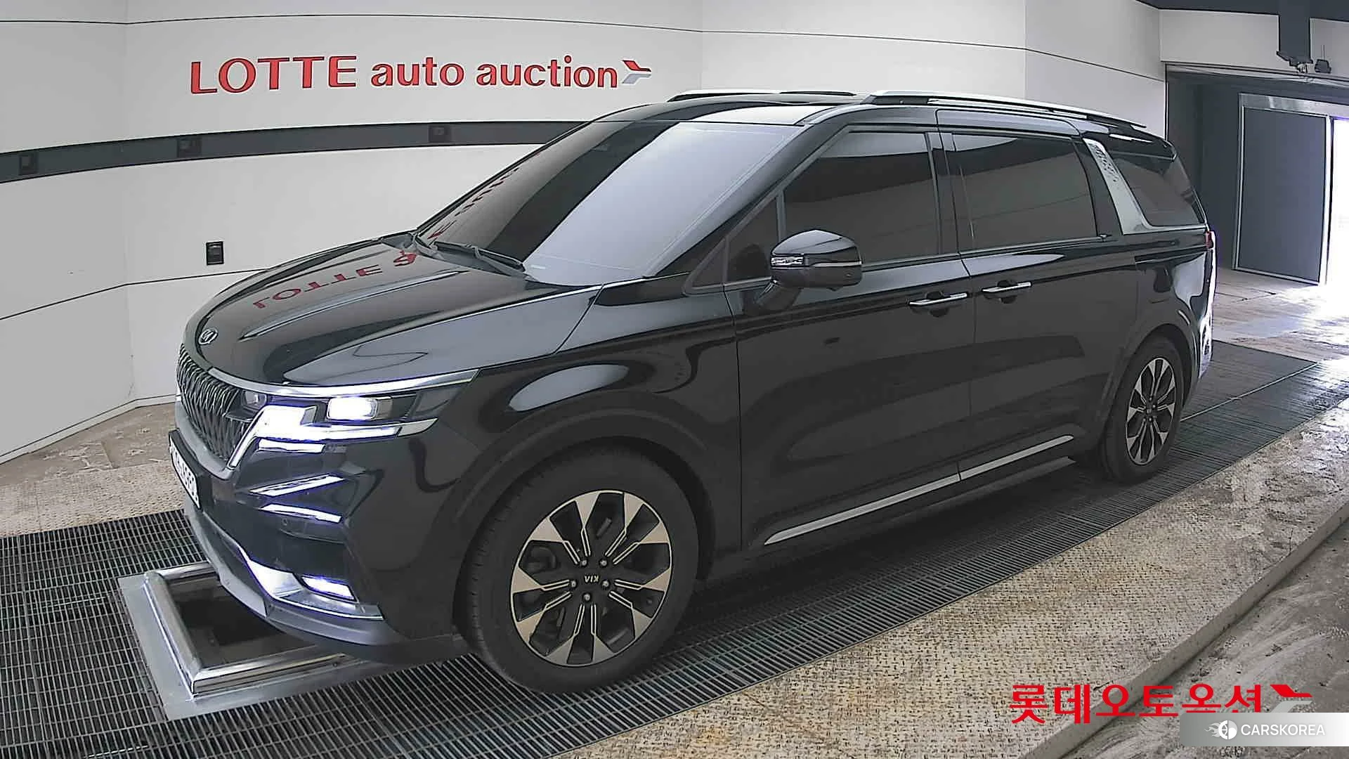 Kia Carnival 2021 Черный из Кореи, фото 4