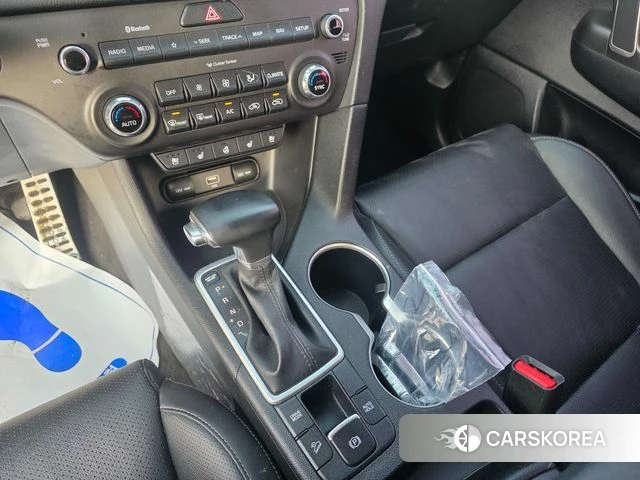 Kia Sportage The Bold 2021 Серебристо-серый из Кореи, фото 4