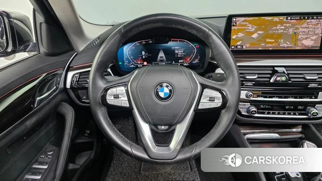 BMW 5 Series (G30) 2021 Черный из Кореи, фото 4