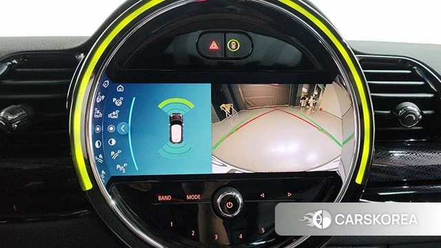 Mini Cooper S Clubman 2023 Красный из Кореи, фото 4