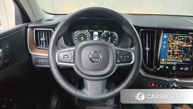 Volvo XC60 second Generation 2018 Белый из Кореи, фото 4