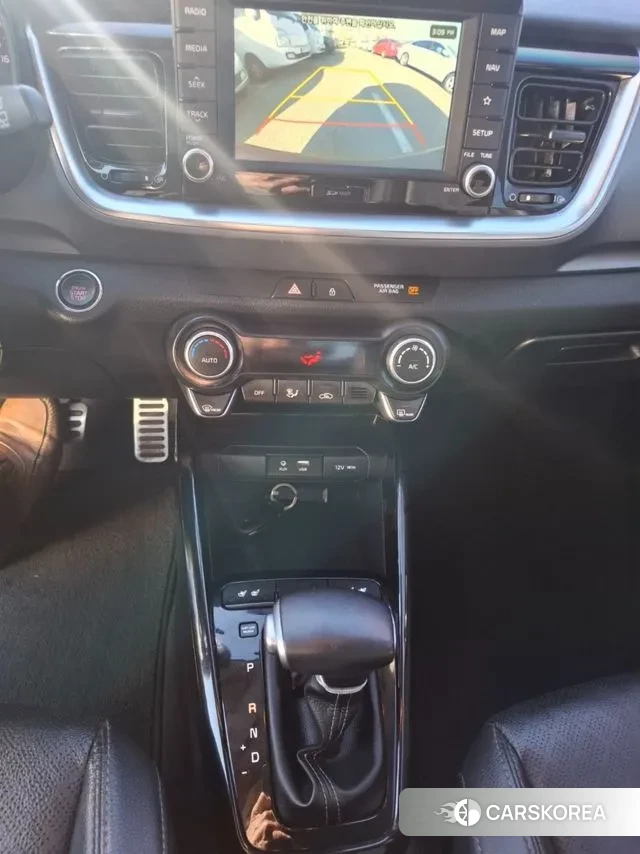 Kia Stonic 2019 Белый из Кореи, фото 4