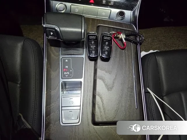 Audi A6 (C8) 2020 Белый из Кореи, фото 4