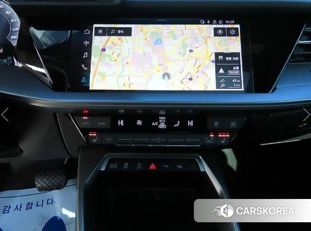 Audi A3 (8Y) 2024 Белый из Кореи, фото 4