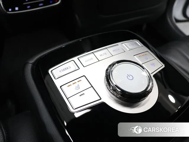 Genesis G80 (RG3) 2023 Жемчужный цвет из Кореи, фото 4