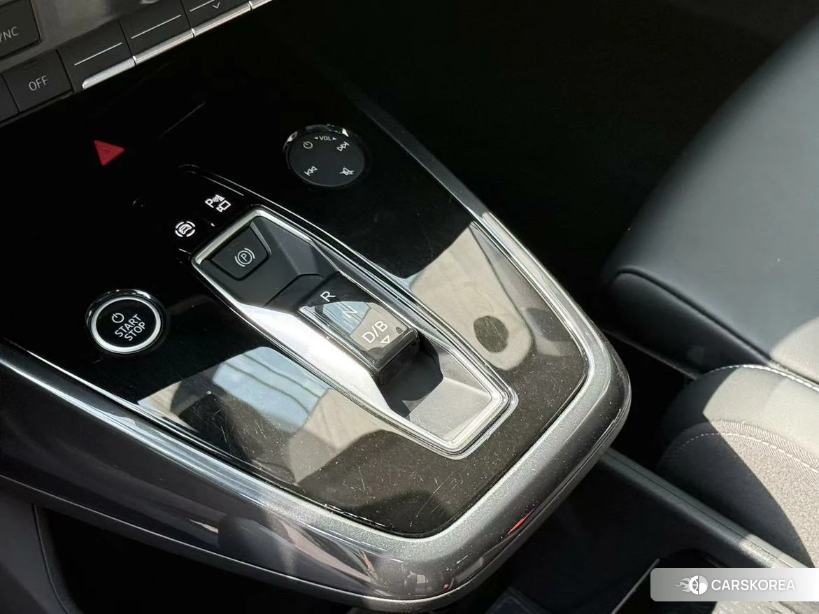 Audi Q4 e-tron 2023 Синий из Китая, фото 4