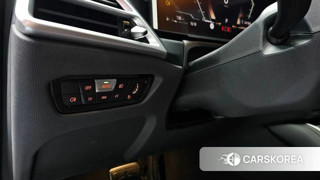 BMW 4 Series (G22) 2025 Белый из Кореи, фото 4