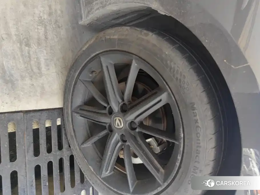 Chang'an UNI-V 2023 Silver/gray из Китая, фото 4