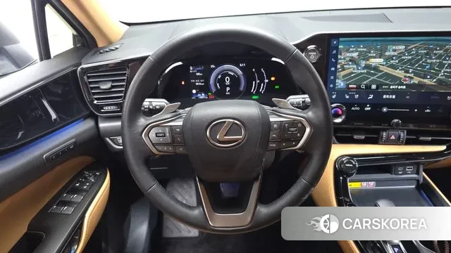 Lexus NX350h Second generation 2024 Белый из Кореи, фото 4