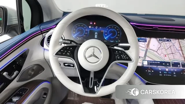 Mercedes-Benz EQS SUV X296 2023 Светло-серебряный цвет из Кореи, фото 4