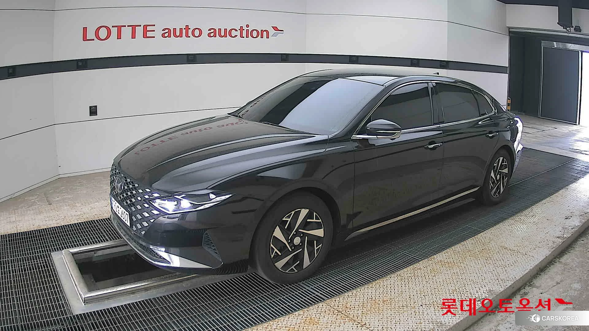 Hyundai Grandeur Hybrid 2022 Midnight Black Pearl из Кореи, фото 4