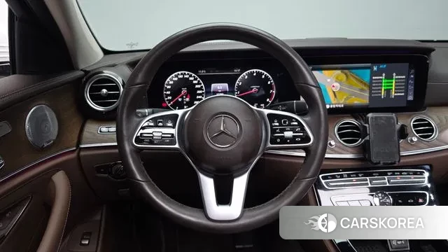 Mercedes-Benz E-Class W213 2019 Белый из Кореи, фото 4