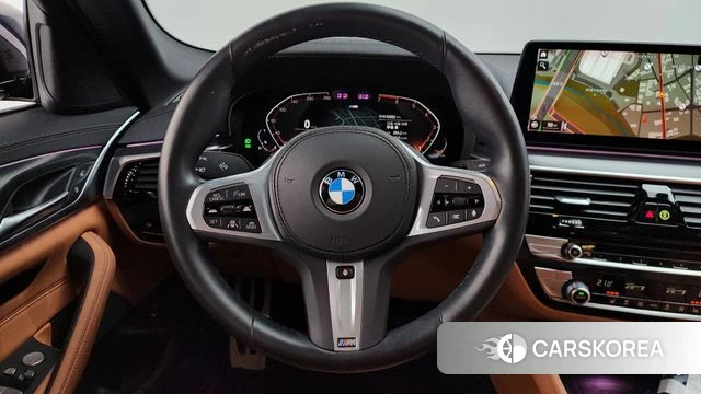 BMW 5 Series (G30) 2023 Черный из Кореи, фото 4