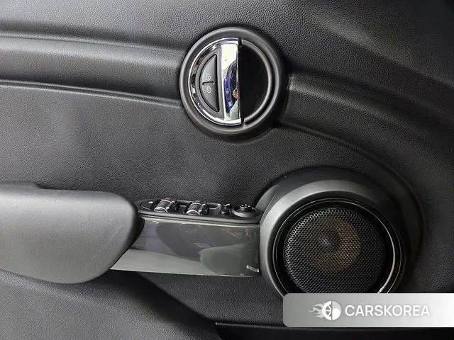 Mini Cooper 2018 Синий из Кореи, фото 4