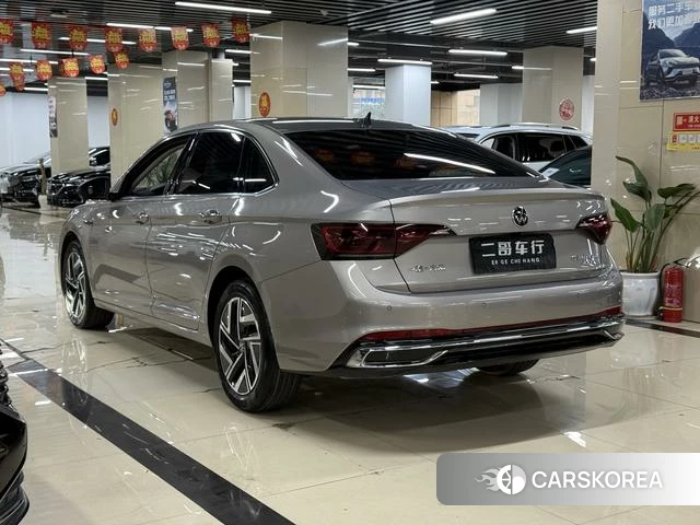 Volkswagen Sagitar 2023 Темно-серый из Китая, фото 4
