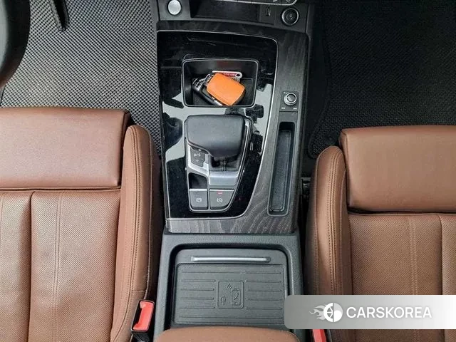 Audi Q5 (FY) 2023 Белый из Кореи, фото 4