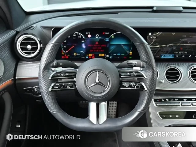 Mercedes-Benz E-Class W213 2022 Белый из Кореи, фото 4