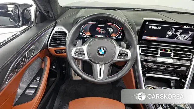 BMW 8 Series (G15) 2025 Черный из Кореи, фото 4