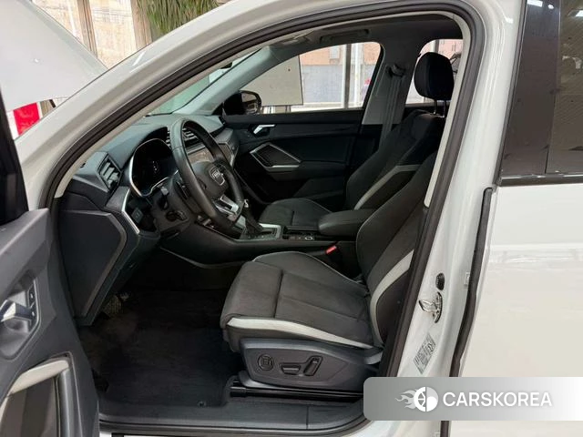 Audi Q3 2023 Белый из Китая, фото 4