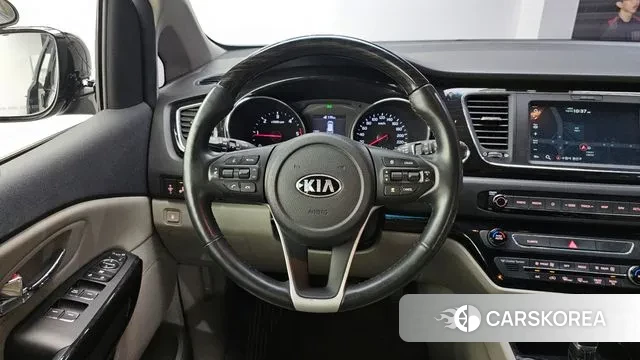 Kia The New Carnival 2018 Черный из Кореи, фото 4