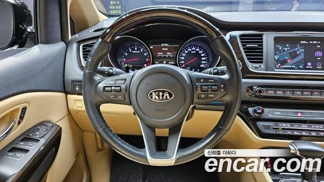 Kia The New Carnival 2018 Черный из Кореи, фото 4