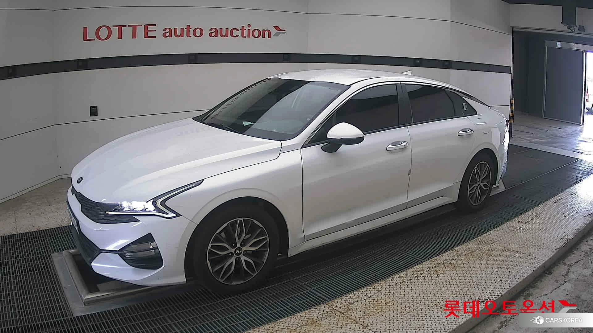 Kia K5 2021 Snow White Pearl (optional) из Кореи, фото 4