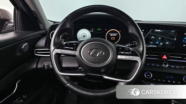 Hyundai Avante Hybrid (CN7) 2022 Серебристо-серый из Кореи, фото 4