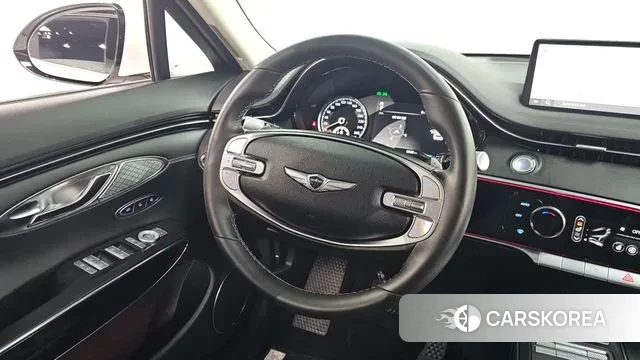 Genesis GV70 2024 Белый из Кореи, фото 4
