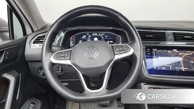 Volkswagen Tiguan Allspace 2022 Белый из Кореи, фото 4