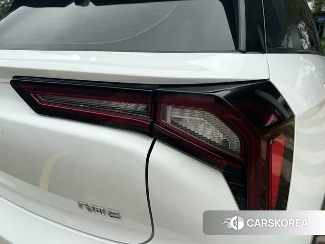 Geely Geometry E firefly 2023 Белый из Китая, фото 4
