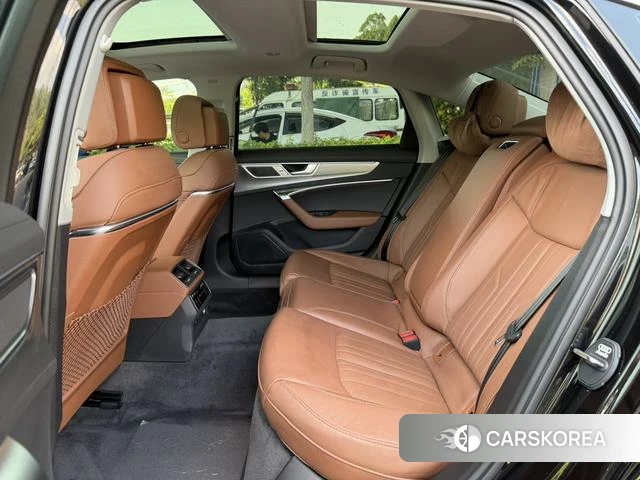 Audi A6L 2023 Черный из Китая, фото 4