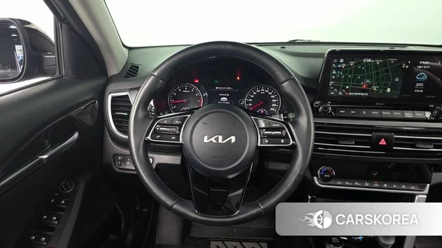 Kia Seltos 2022 Черный из Кореи, фото 4