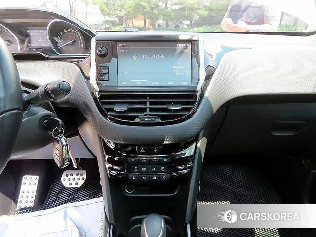 Peugeot 2008 2019 Белый из Кореи, фото 4