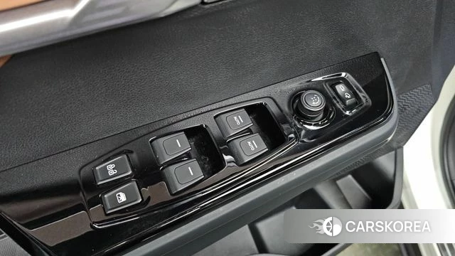 Ssangyong Torres 2023 Белый из Кореи, фото 4