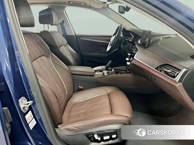 BMW 5 Series (G30) 2021 Синий из Кореи, фото 4