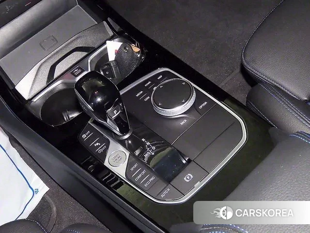 BMW 1 Series (F40) 2023 Белый из Кореи, фото 4