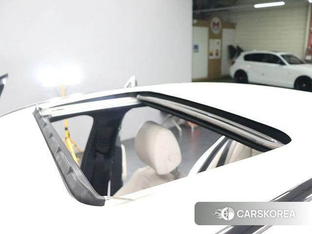 Mercedes-Benz E-Class W213 2022 Белый из Кореи, фото 4