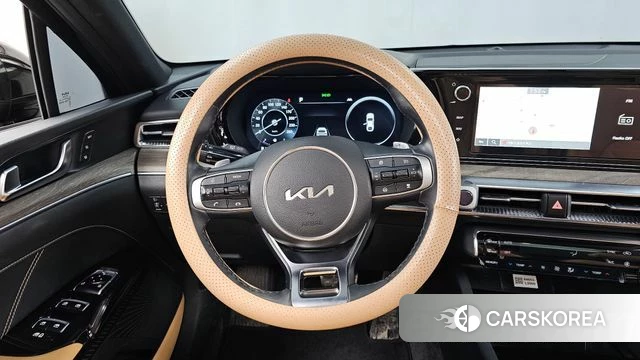 Kia K5 3rd generation 2023 Черный из Кореи, фото 4
