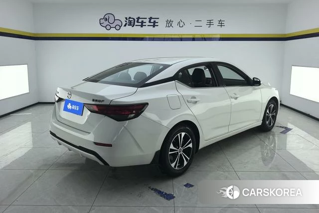 Nissan Xuan Yi 2023 Белый из Китая, фото 4