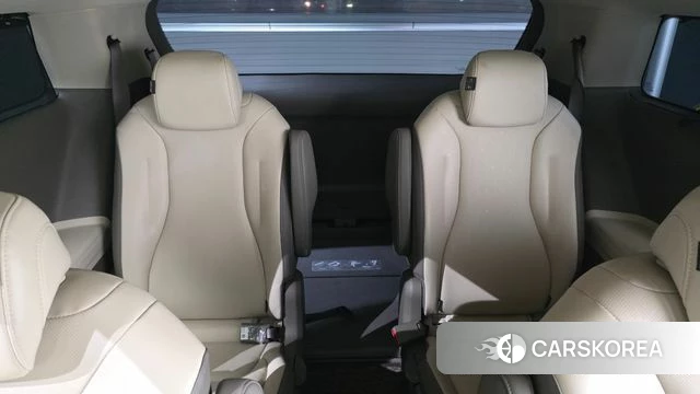 Kia Carnival 4th generation 2023 Серый из Кореи, фото 4
