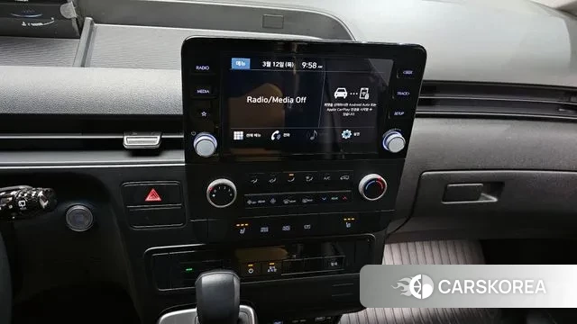 Hyundai Staria 2022 Желтый из Кореи, фото 4