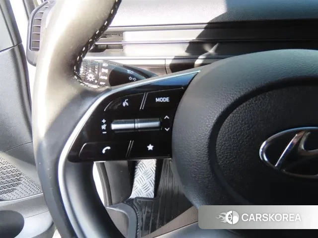 Hyundai Staria 2023 Белый из Кореи, фото 4