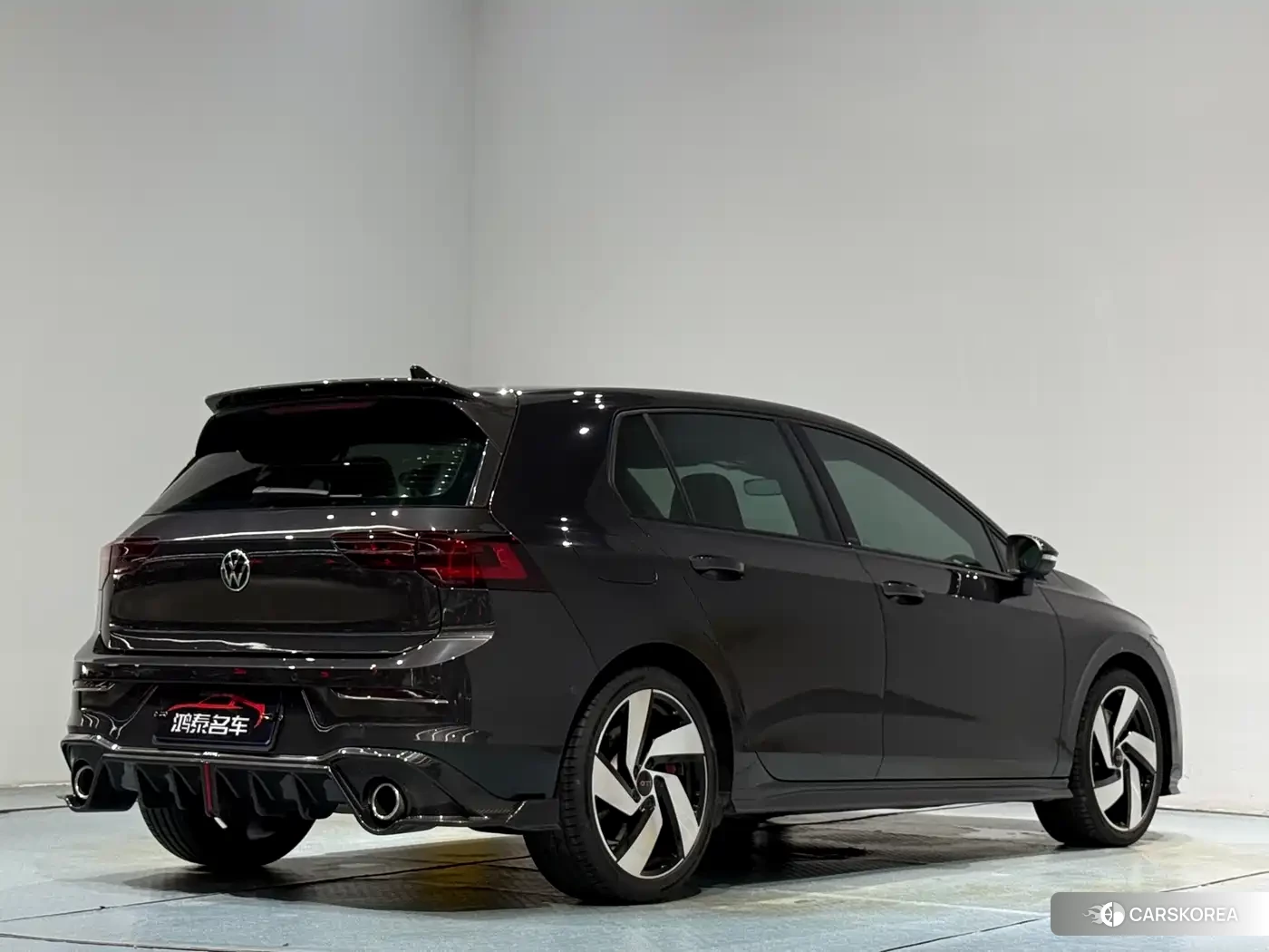 Volkswagen Golf 2024 Черный из Китая, фото 4