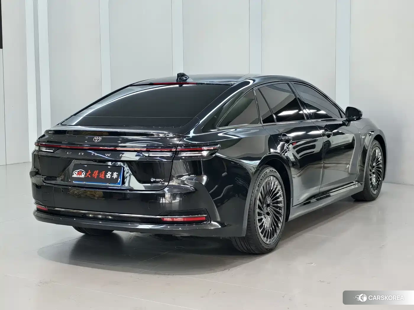 Toyota Crown 2025 Черный из Китая, фото 4