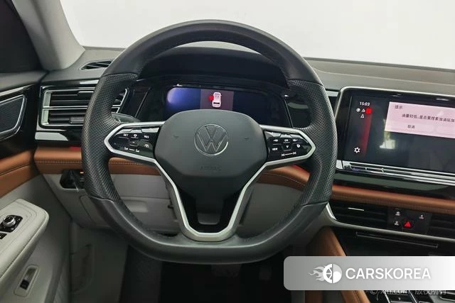 Volkswagen Tourang 2022 Черный из Китая, фото 4