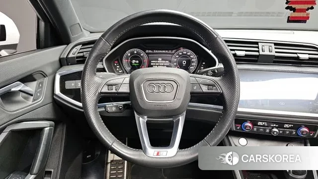 Audi Q3 (F3) 2020 Белый из Кореи, фото 4