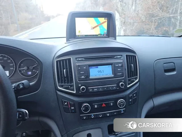 Hyundai The New Grand Starex 2019 Серебристо-серый из Кореи, фото 4