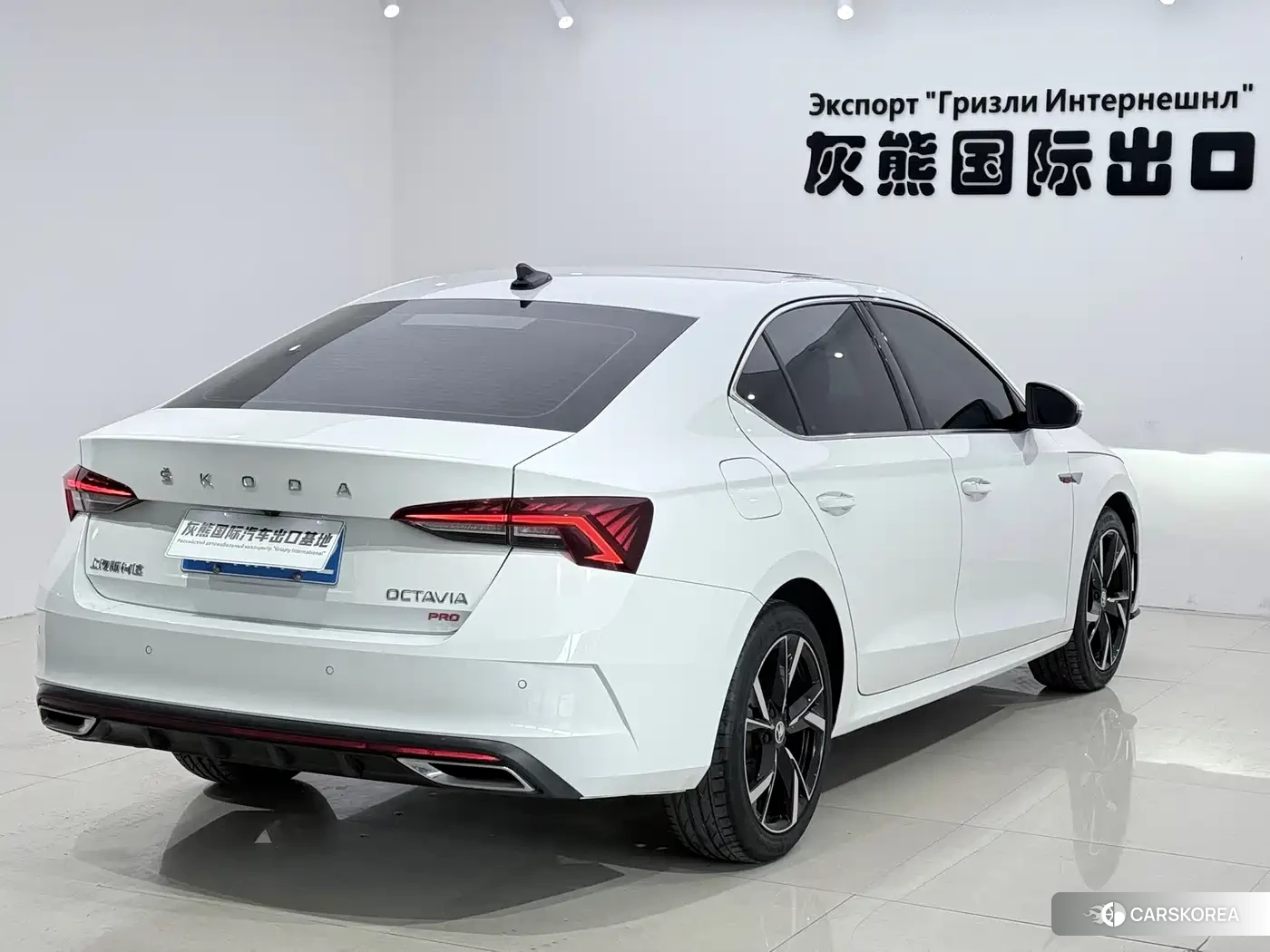 Skoda Octavia 2024 Белый из Китая, фото 4