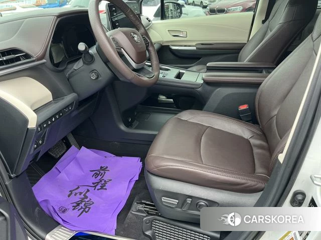 Toyota Sienna 2023 Белый из Китая, фото 4