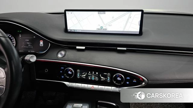 Genesis GV70 2021 Черный из Кореи, фото 4